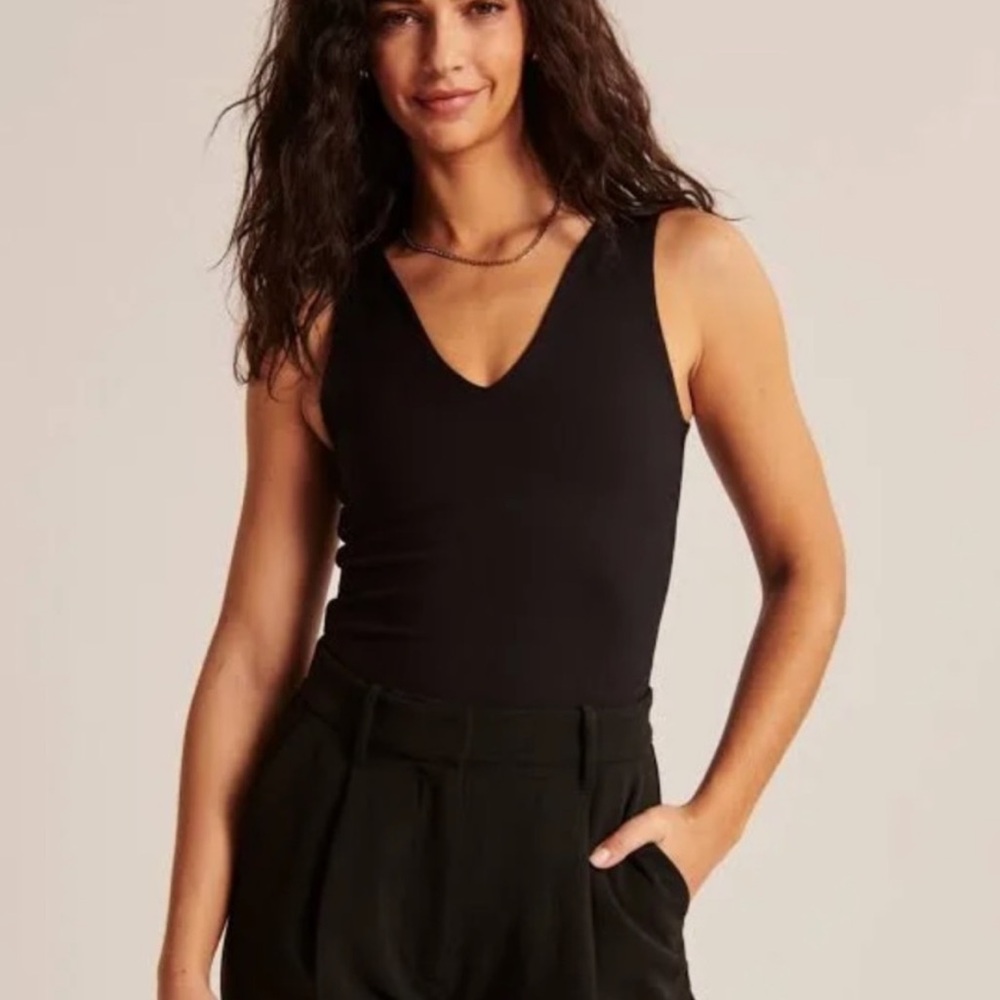 Abercrombie Seamless V-Neck Bodysuit